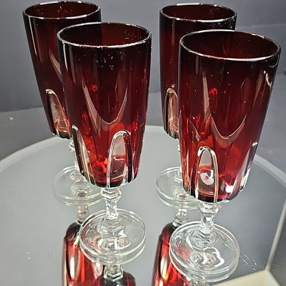 4 Vintage Luminarc Verrerie D'Arques Ruby Red Wine Glasses Champagne flute - Picture 1 of 9